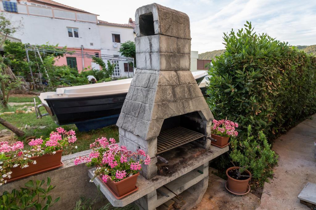 Appartamento Tomulic Jasna I Miljenko Supetarska Draga Esterno foto